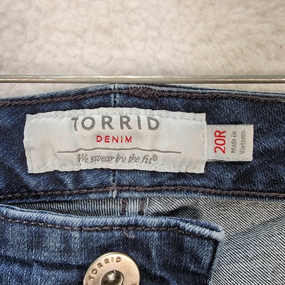 Torrid Dark Blue Denim Rinse Stretch Classic Mid Rise Slim Boyfriend Jeans - Picture 13 of 16